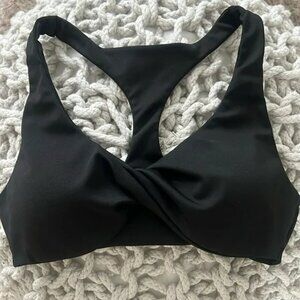 Padded sports Bra, Twist Design
